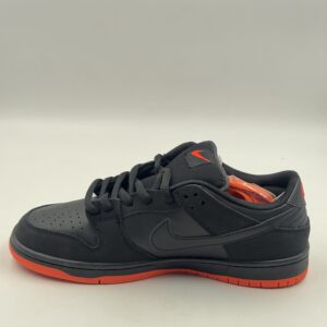 Nike SB Dunk Low ‘Black Pigeon’