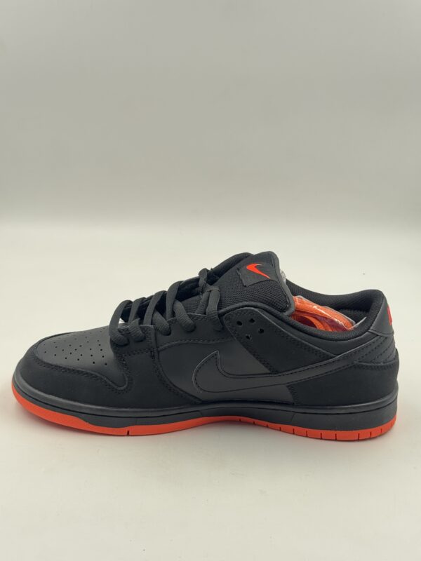 Nike SB Dunk Low ‘Black Pigeon’