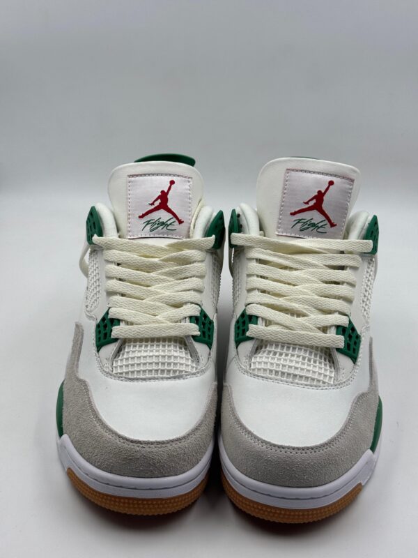 Air Jordan 4 Retro SB ‘Pine Green’ - Image 2
