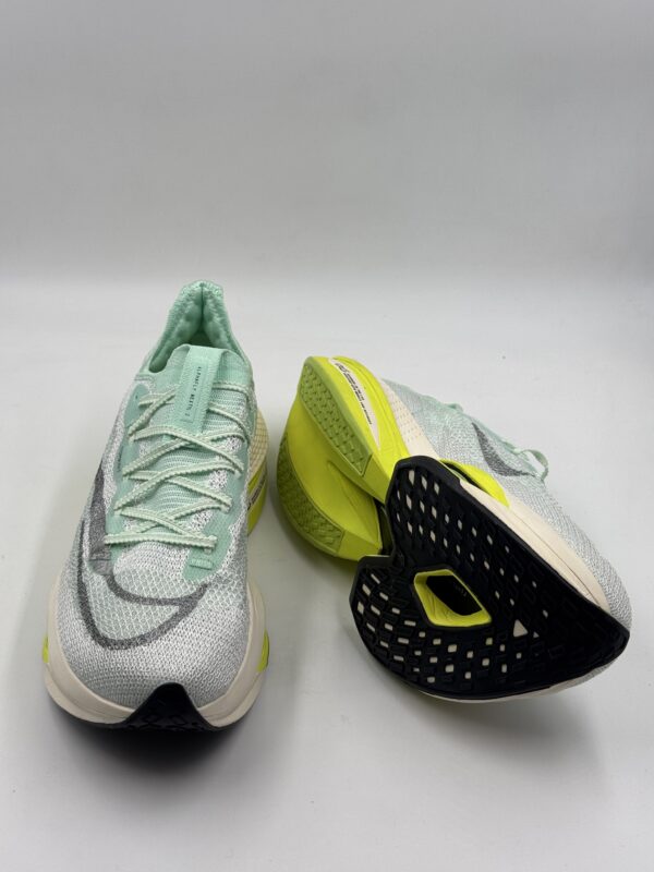 Nike AlphaFly 4 - Image 4