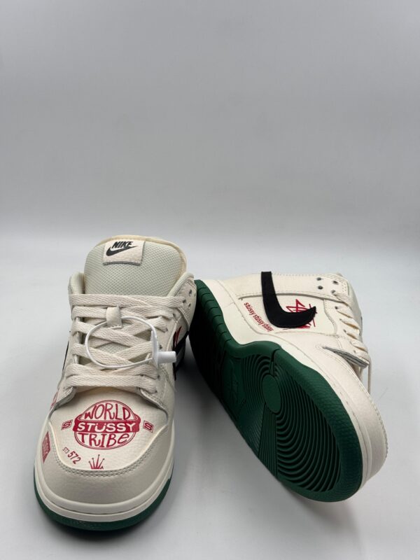 NIKE SB DUNKS LOW STUSSY - Image 3
