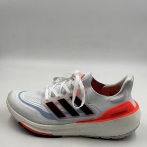 ADIDAS ULTRABOOST LIGHT