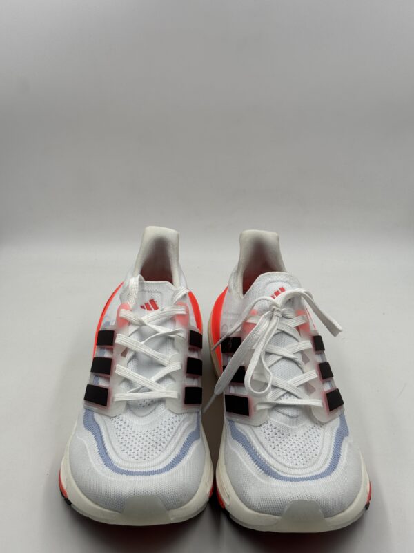 ADIDAS ULTRABOOST LIGHT - Image 2