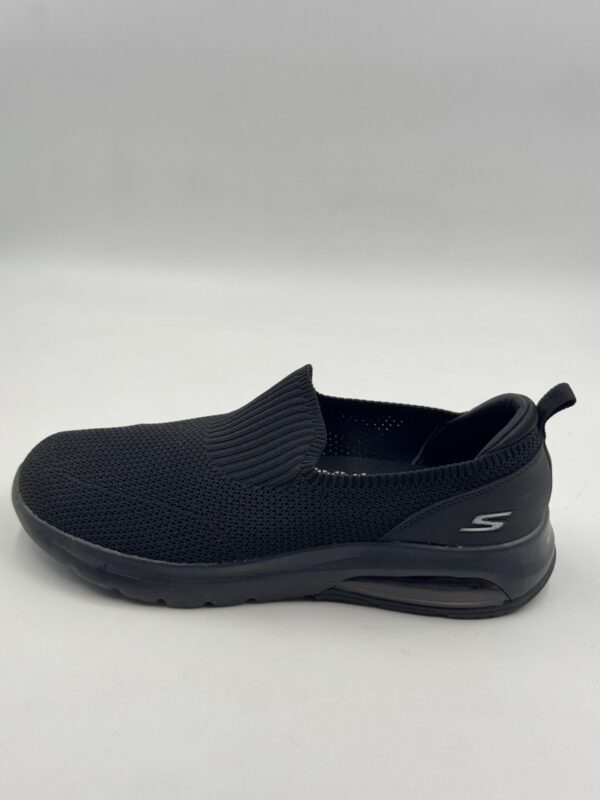 SKECHERS PU SOLE BLACK (MEDICATED)
