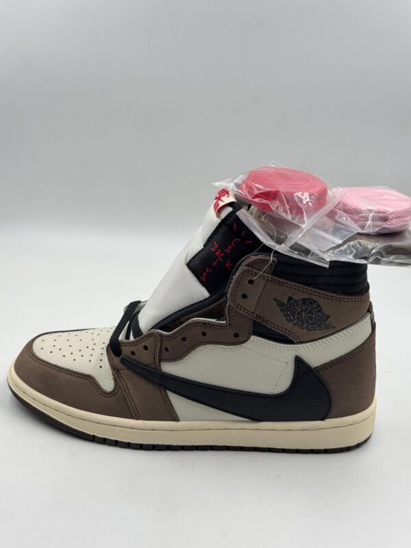 Air Jordan 1 High OG ‘Dark Mocha’