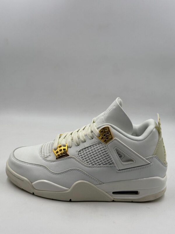 Air Jordan 4 Retro Metallic Gold